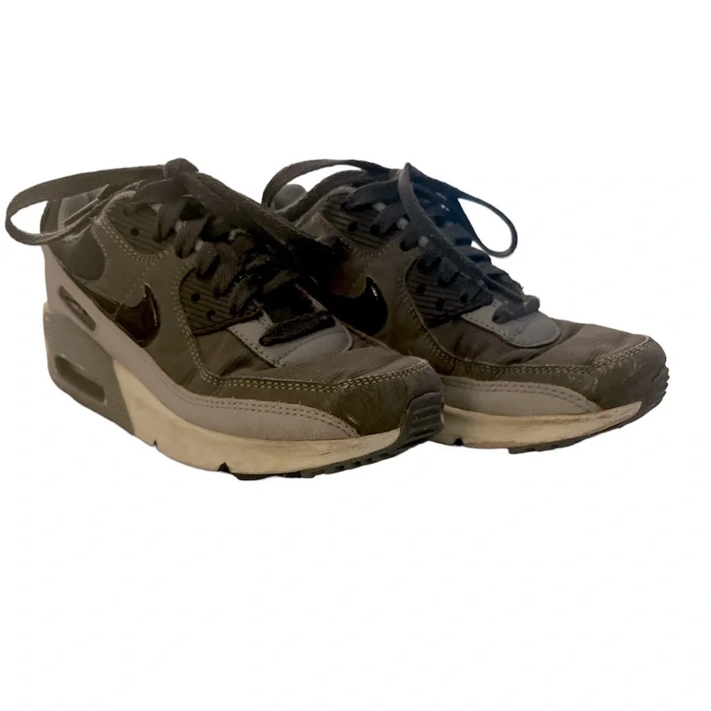 Nike Air Max | Boys‎ 4Y
